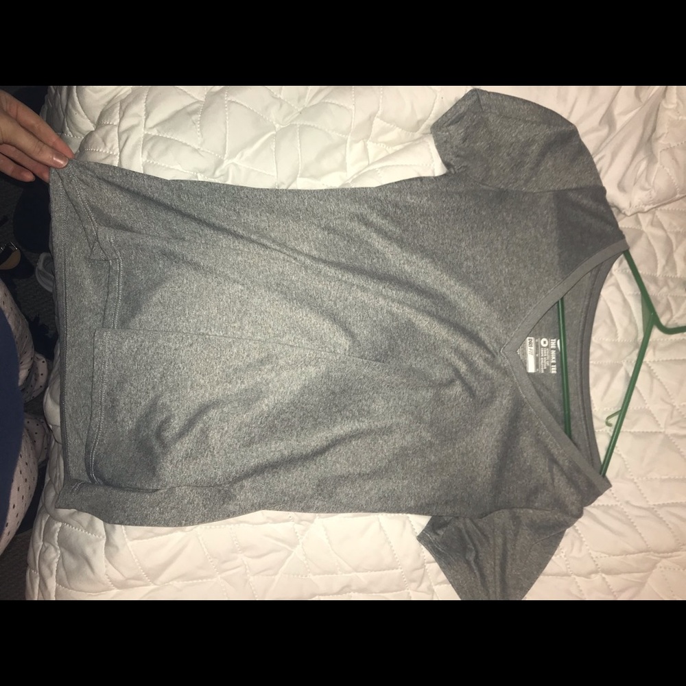 Nike DriFit Shirt